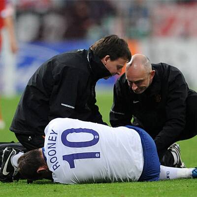Rooney in CL verletzt
