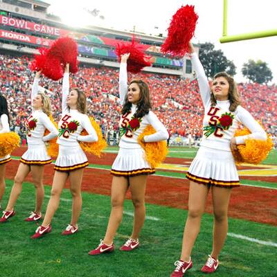 So sexy sind die Cheerleader