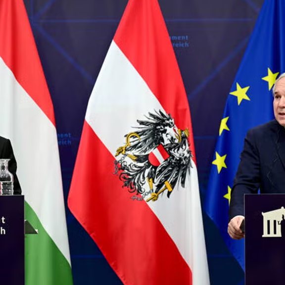 FPÖ-Rosenkranz kontert Habsburg: 