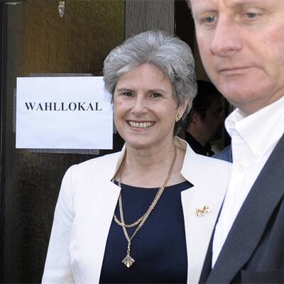 Rosenkranz bei der Stimmabgabe