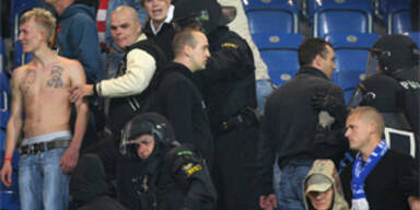 Ausschreitungen bei Rostock - St. Pauli