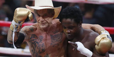 Boxen: Rourke gewinnt Comeback-Kampf