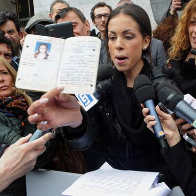 Ruby protestiert vor Sex-Prozess