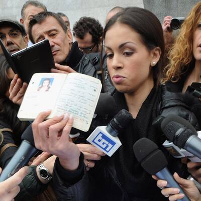 Ruby protestiert vor Sex-Prozess