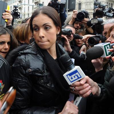 Ruby protestiert vor Sex-Prozess