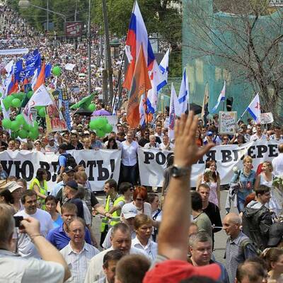 Tausende demonstrieren gegen Putin