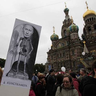 Tausende demonstrieren gegen Putin