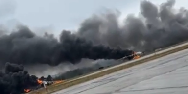 Großangriff auf Putin: Seine Stützpunkte brennen!