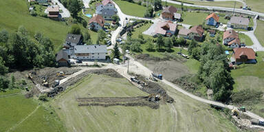 Riesen-Hangrutsch bedroht Siedlung 