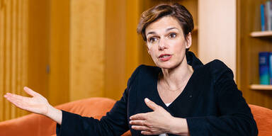 Rendi-Wagner: "Bin f&uuml;r ein Rauchverbot bis 18"