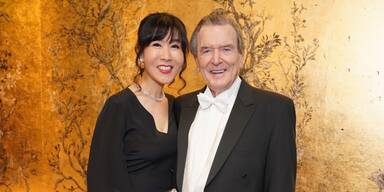 Gerhard Schr&ouml;der mit So-yeon Schr&ouml;der-Kim&nbsp;&nbsp;