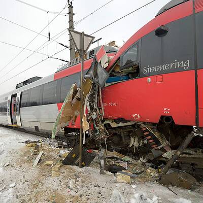 Schnellbahn-Unfall auf der Wiener Vorortelinie 