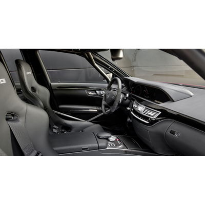 V8-Biturbo mit 571 PS für die S-Klasse