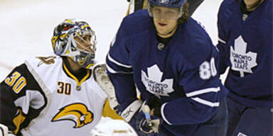 sabres leafs