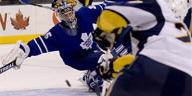sabres leafs