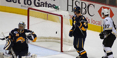 sabres penguins