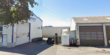 Freie Tankstelle in Wei&szlig;enkirchen.