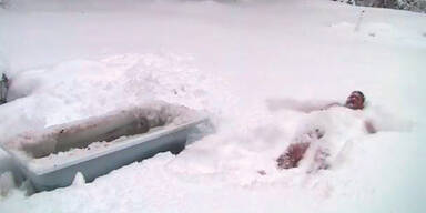 Nackter im Schnee attackierte Polizisten