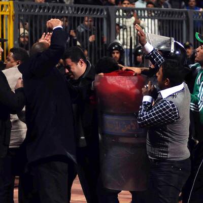 Schwere Ausschreitungen nach Fußball-Spiel