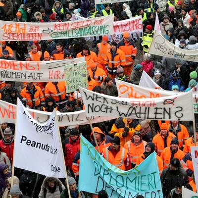 Demo der Landes- und Spitals-Bediensteten