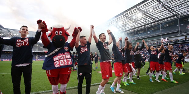 Rapid-Fans vernebeln Meisterparty