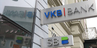 Bank-Mitarbeiterin zweigte 480.000 Euro ab