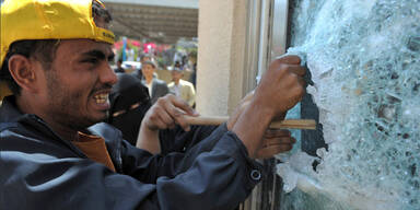 Demonstranten stürmen US-Botschaft im Jemen
