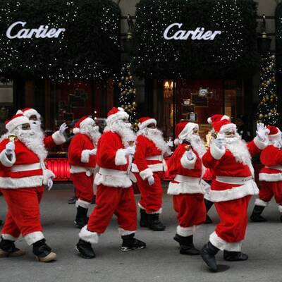 Weihnachtsmänner aus aller Welt