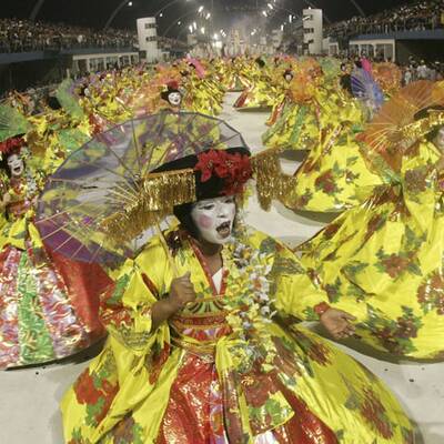 König Karneval regiert die Welt