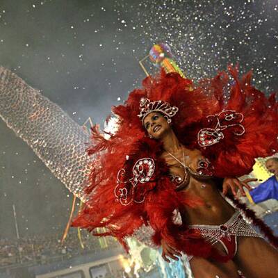 König Karneval regiert die Welt