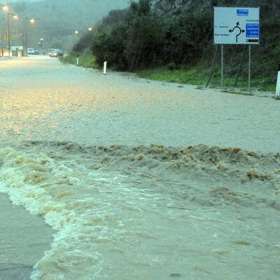 Wirbelsturm fegt über Sardinien