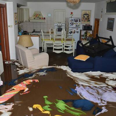 Wirbelsturm fegt über Sardinien