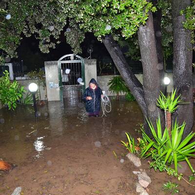 Wirbelsturm fegt über Sardinien
