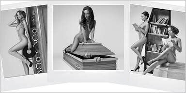 Nacktmodels werben f&uuml;r S&auml;rge