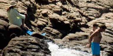 Sarkozys auch im Urlaub nicht vor Paparazzi sicher