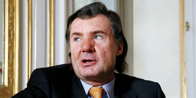 Schule schw&auml;nzen: Geldstrafe f&uuml;r Eltern