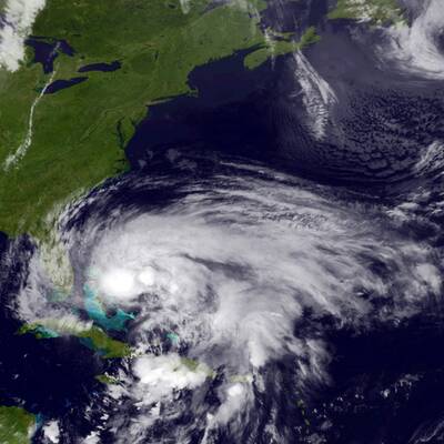 Satelliten-Fotos zeigen Sandys Verlauf