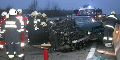 Schwerverletzter bei Crash auf der A1 