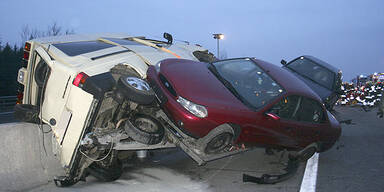 Schwerverletzter bei Crash auf der A1 