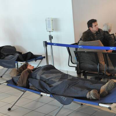 Kreuzfahrtschiff auf Grund gelaufen