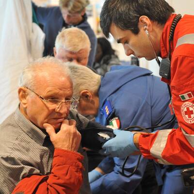 Kreuzfahrtschiff auf Grund gelaufen