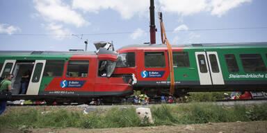 Zug-Crash bei Graz: Lokführer tot
