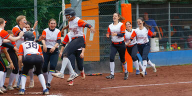 Metrostars Spielerinnen jubeln