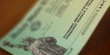 Etliche &Ouml;sterreicher finden US-Schecks in Postk&auml;sten