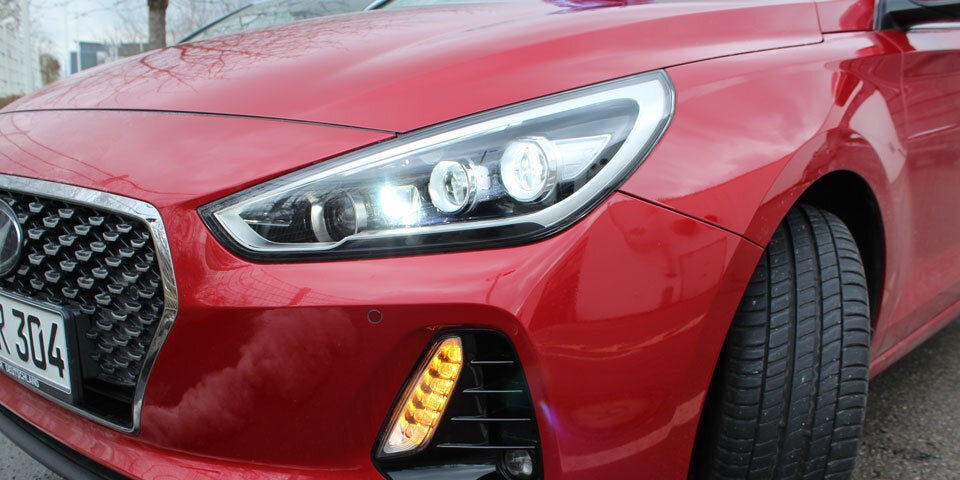 Gutes Zeugnis für Hightech-Scheinwerfer