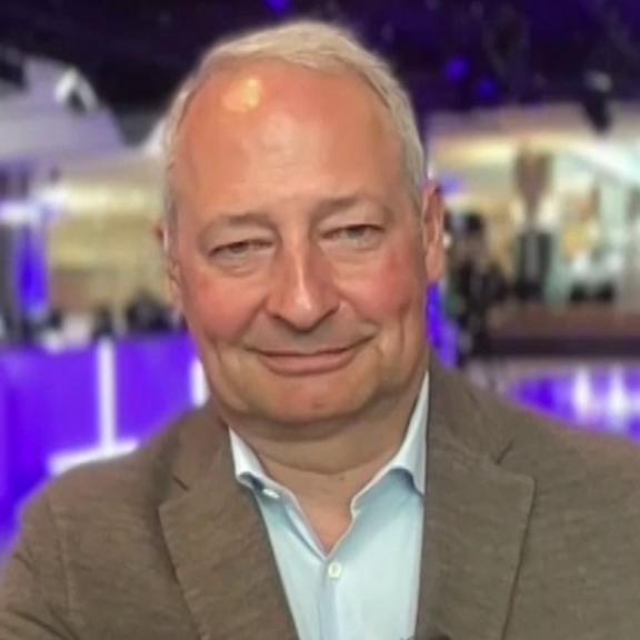 Ungarn-Wahl: Andreas Schieder im Interview | Karl Wendl