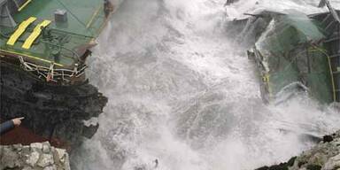 Zwei Frachter vor Spanien auf Grund gelaufen