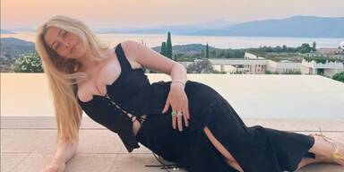 Schiffers Tochter zeigt ihr Hammer-Dekollet&eacute;