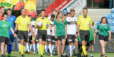 Linienrichter sorgt f&uuml;r Gel&auml;chter