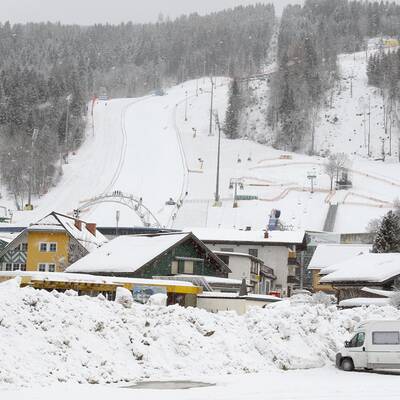 Schladming versinkt im Schnee